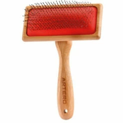 Artero Medium Protected Long Pin Slicker Brush
